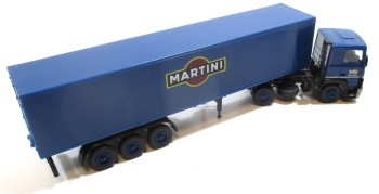 Roskopf 449 H0 1/87 Renault R310 Koffer-Sattelzug Martini