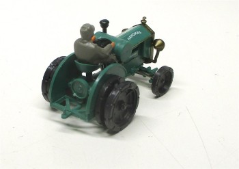 Wiking H0 1/87 Traktor mit Fahrer Hanomag Modell o. OVP 