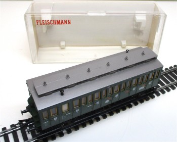 Spur H0 Fleischmann 5092 3-achsiger Abteilwagen 3.KL DRG OVP (922H)