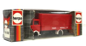 Modellauto H0 1/87 Herpa 814302 [1] LKW MB 809 Pritsche/Plane Feuerwehr