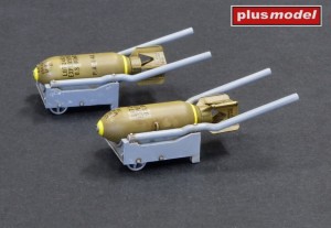 Plus model 1:32 AL3021 Bomb skid Mk.I