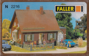 Spur N Faller 2216 Bausatz Klinkerhaus mit Garage OVP (4970H)