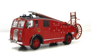 Modellauto 1/72 Atlas LKW Dennis F12 Feuerwehr GB (40/25)