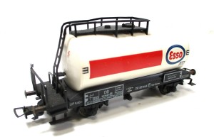 Fleischmann H0 5400 Kesselwagen ESSO 581464 DB ohne OVP (1253h)