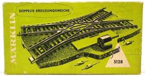 Märklin H0 5128 M-Gleis elektrische Kreuzungsweiche OVP (5k)