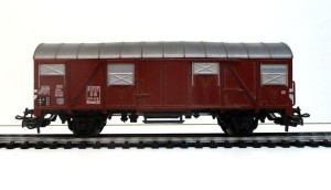 Märklin H0 4627 gedeckter Güterwagen EUROP 216 428 DB (21613K)